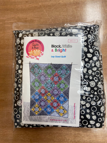 Kit, Black, White & Bright Lap Quilt