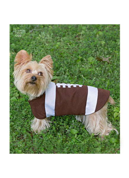 Pattern, SIMPLICITY 1239 Dog Coats in Three Sizes