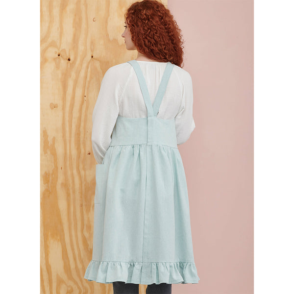 Pattern, SIMPLICITY 9805  Misses' Pinafore Aprons and Tote in One Size by Elaine Heigl Designs