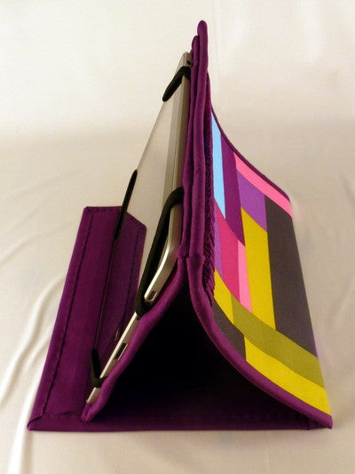 Pattern, Sitting Pretty, an iReader stand ABQ-165